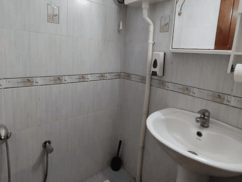 سرویس بهداشتی و حمام