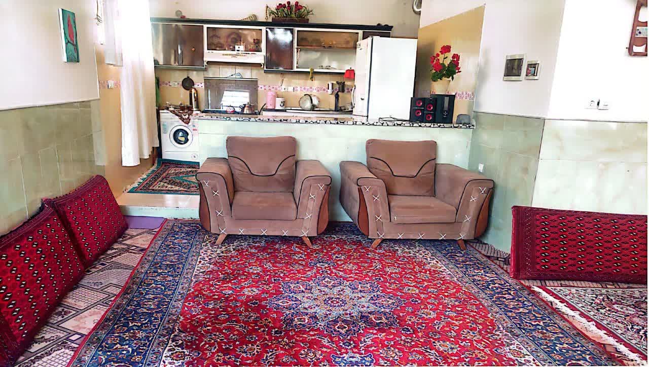 سالن و آشپزخانه 