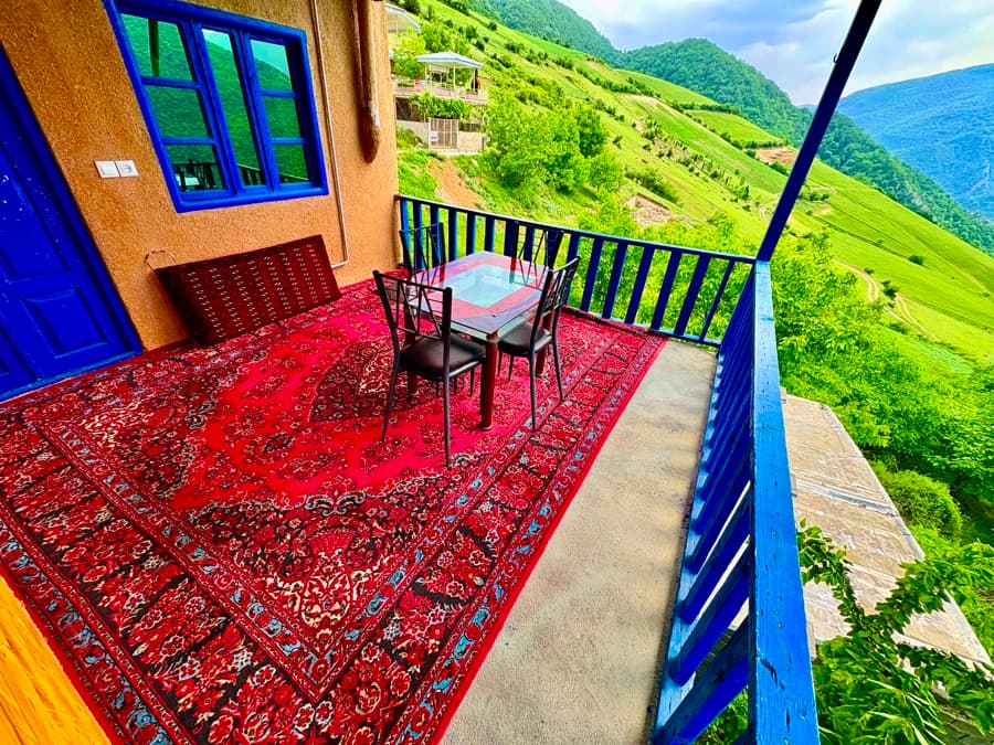 بالکن و چشم انداز