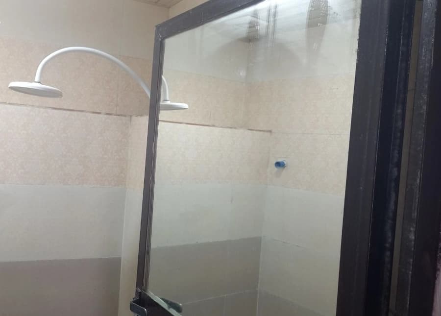 سرویس بهداشتی و حمام