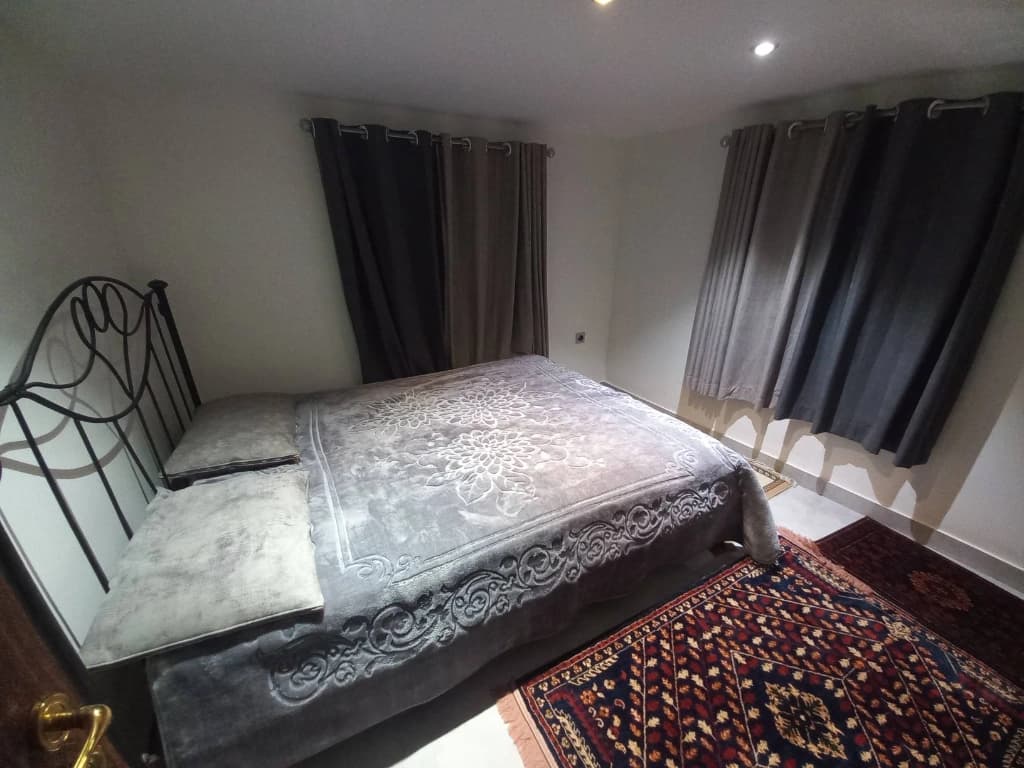 اتاق 1 طبقه اول