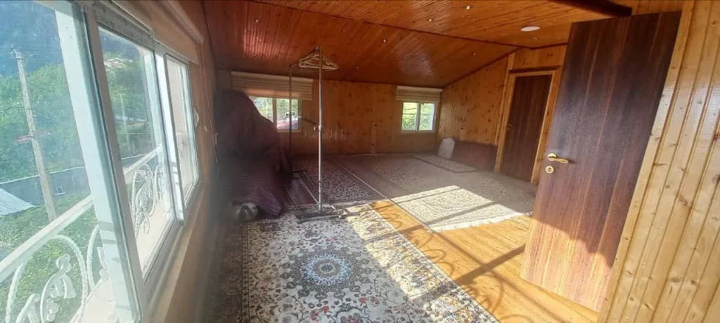 پذیرایی طبقه دوم