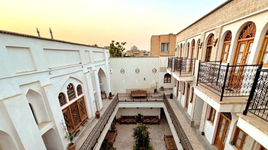 نما و حیاط 