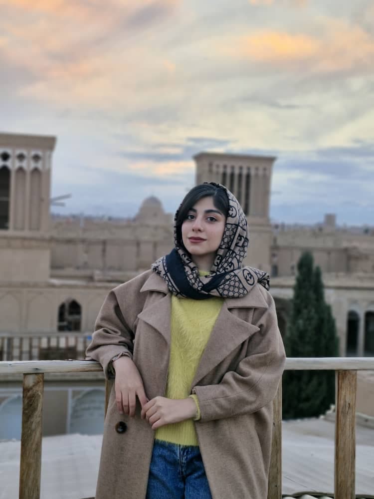 نادیا