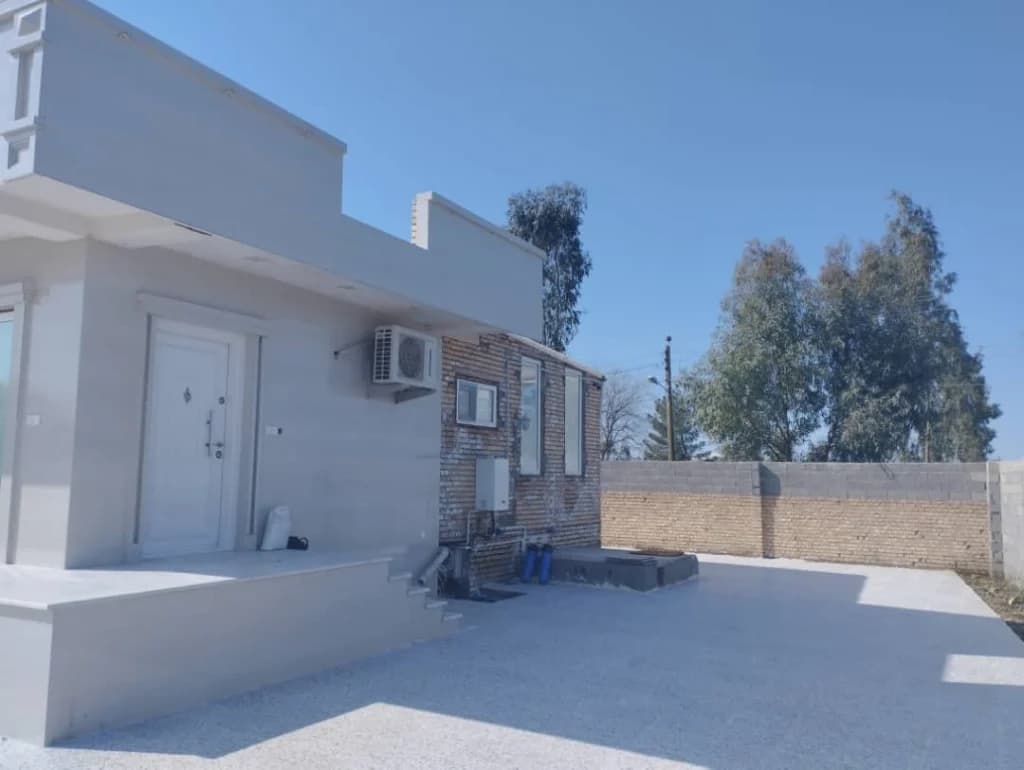 شرق ساختمان