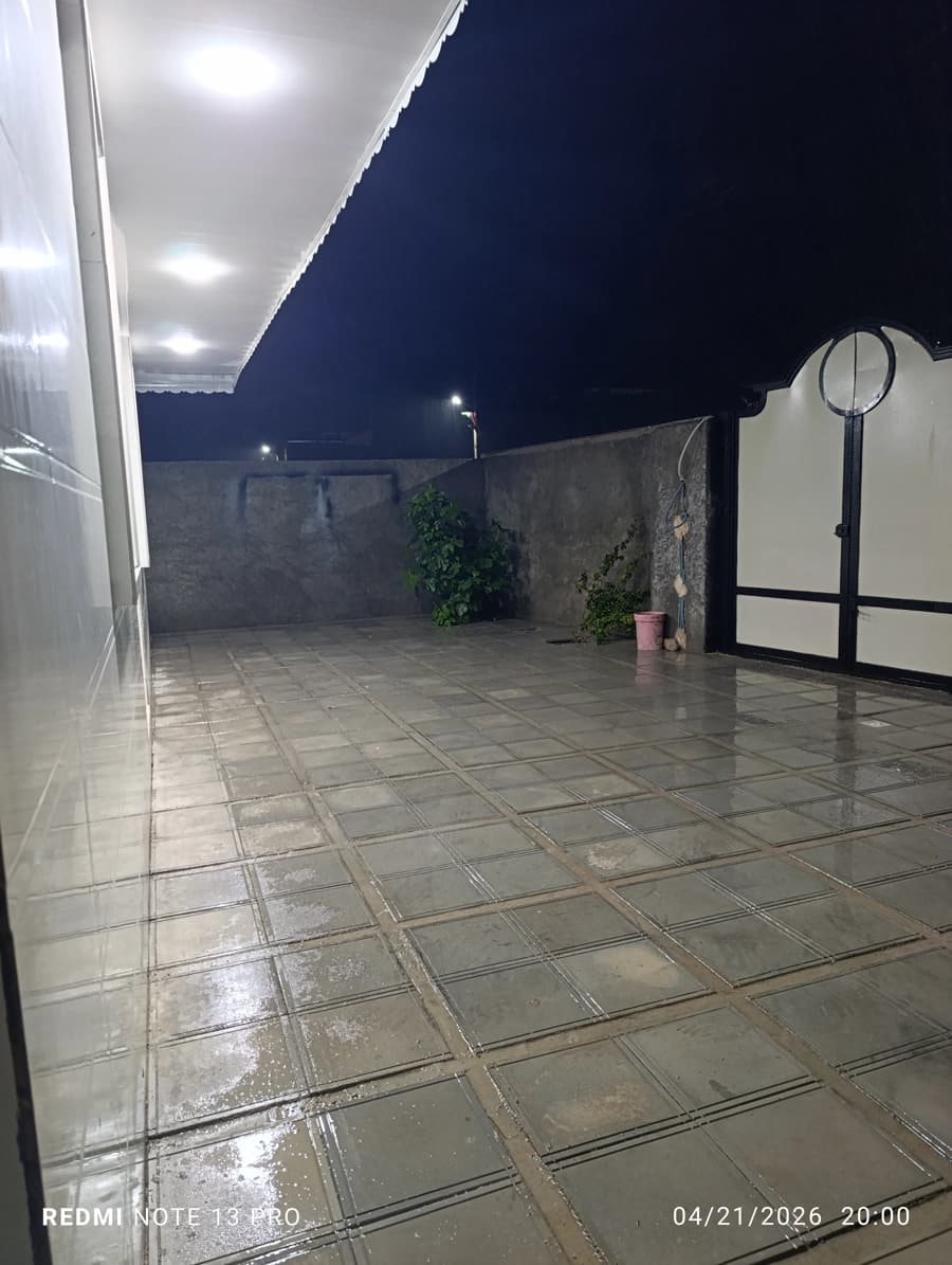 حیاط ویلا