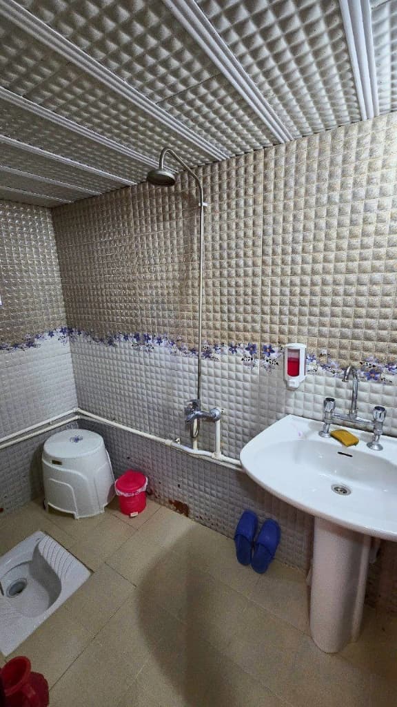 سرویس بهداشتی و حمام