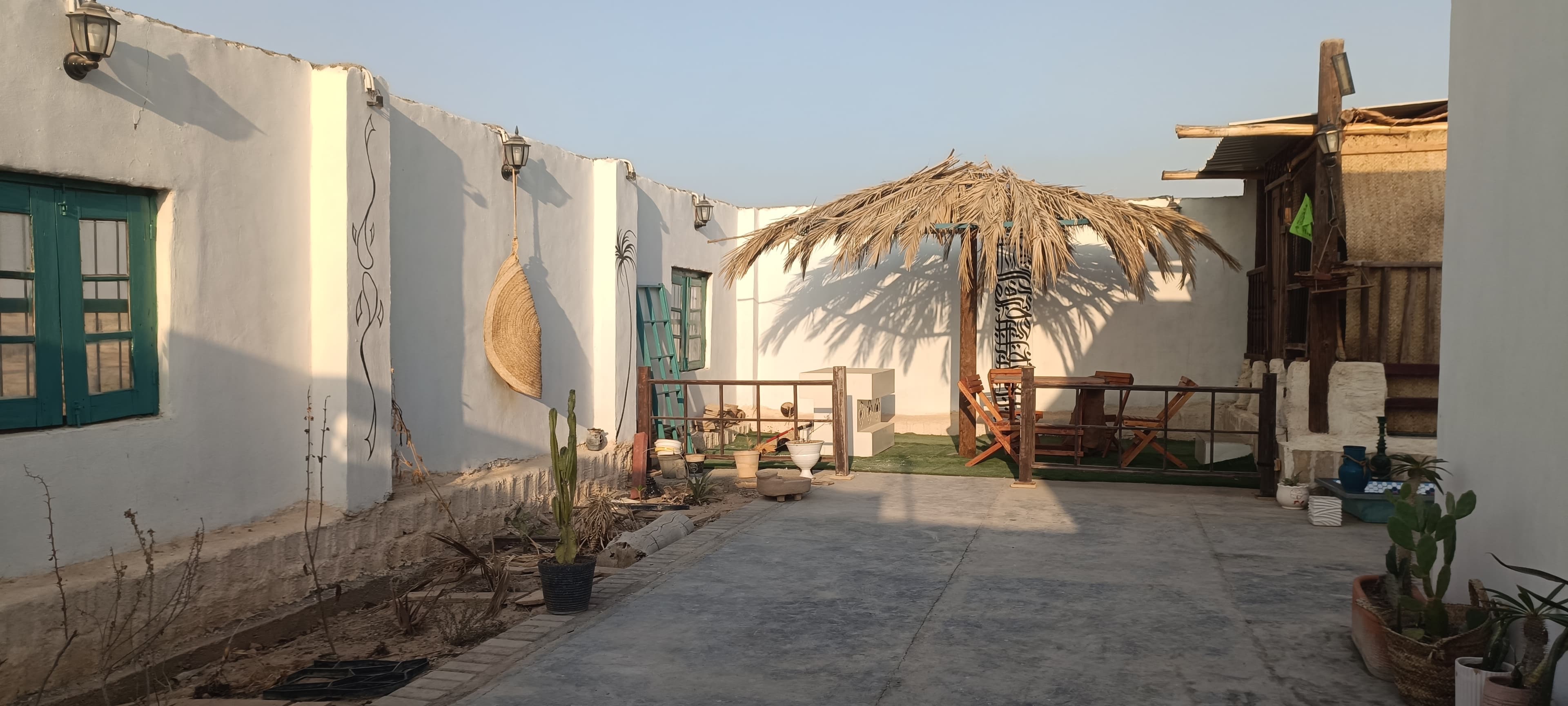 محوطه حیاط