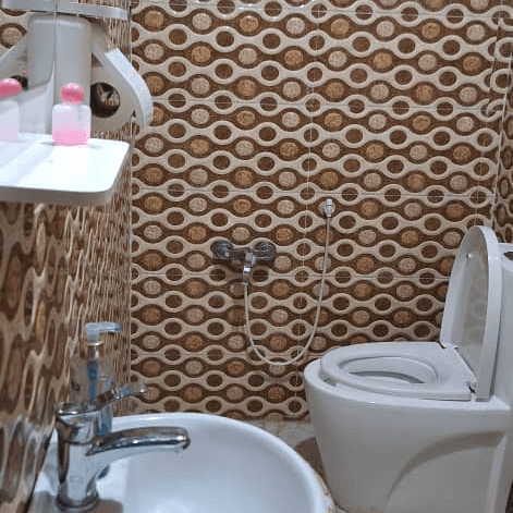 سرویس فرنگی و حمام - مستر