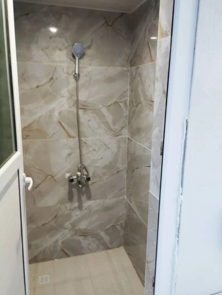 حمام در حیاط 