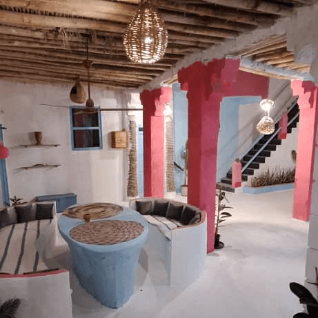 محوطه اقامتگاه