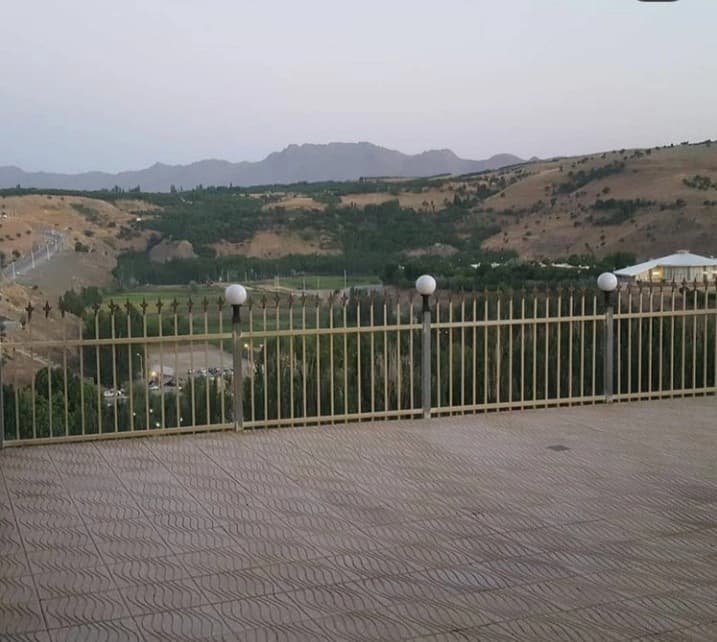 حیاط و تراس 