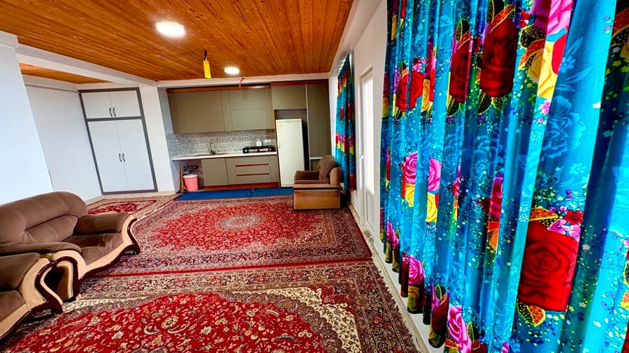 سالن و آشپزخانه 
