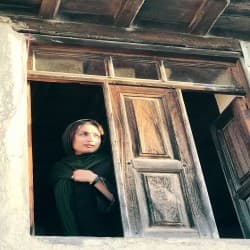 hostIntroImage-سید حوریا حسن زاده