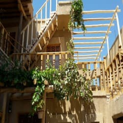 hostIntroImage-حسن کیقبادی