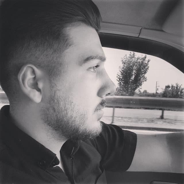 hostIntroImage-محمدرضا هادی فرد