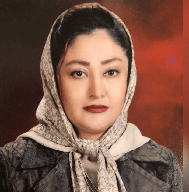 hostIntroImage-پروانه صفی شاهی