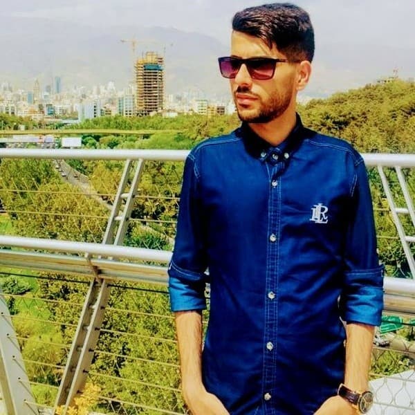 hostIntroImage-شایان دلشادی