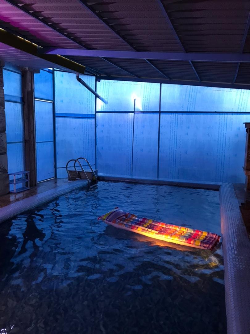 اجاره ویلا با استخرسرپوشیده آبگرم در چهارباغ