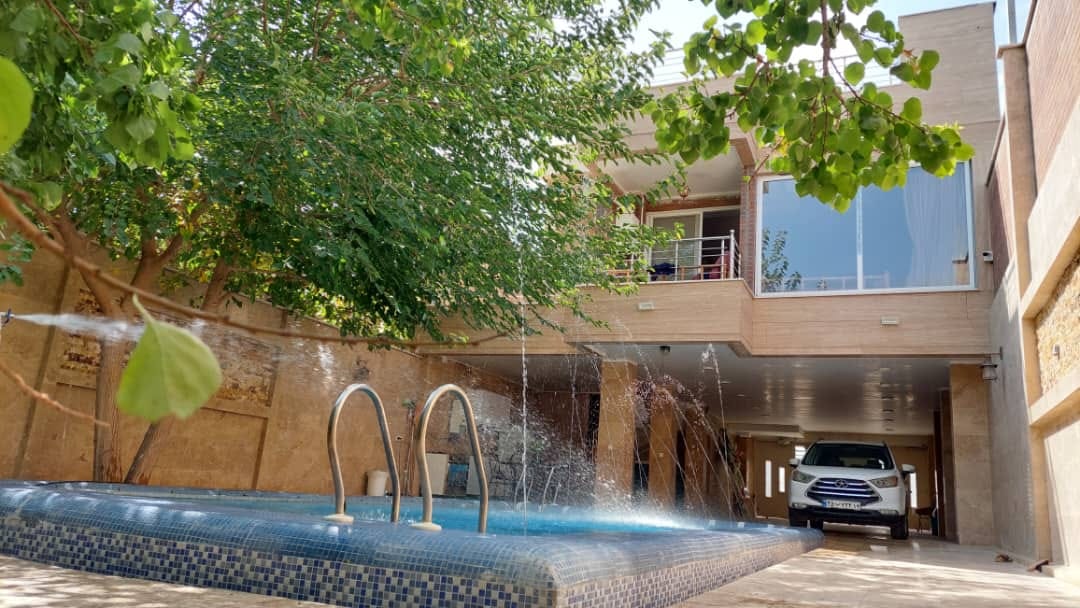 اجاره ویلا استخر آبسرد در اشکاوند