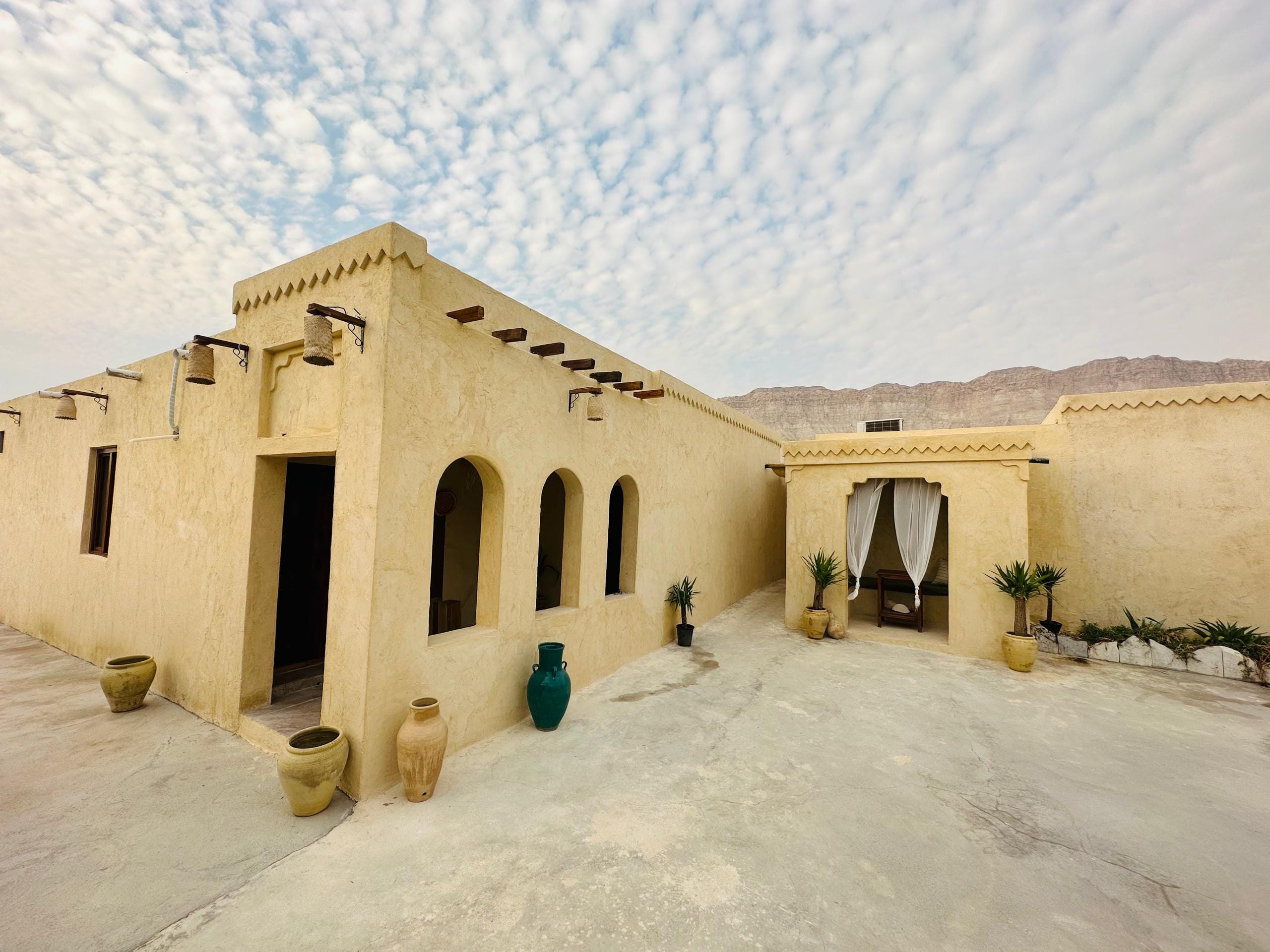 اجاره اقامتگاه بومگردی استخردار در رباط بندو - اتاق رومنس