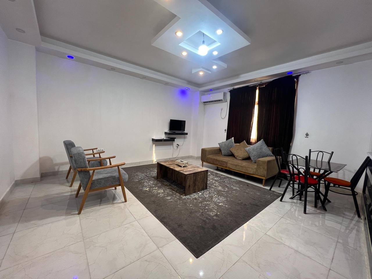 اجاره اپارتمان مبله شهرک نریمان قشم -واحد 3