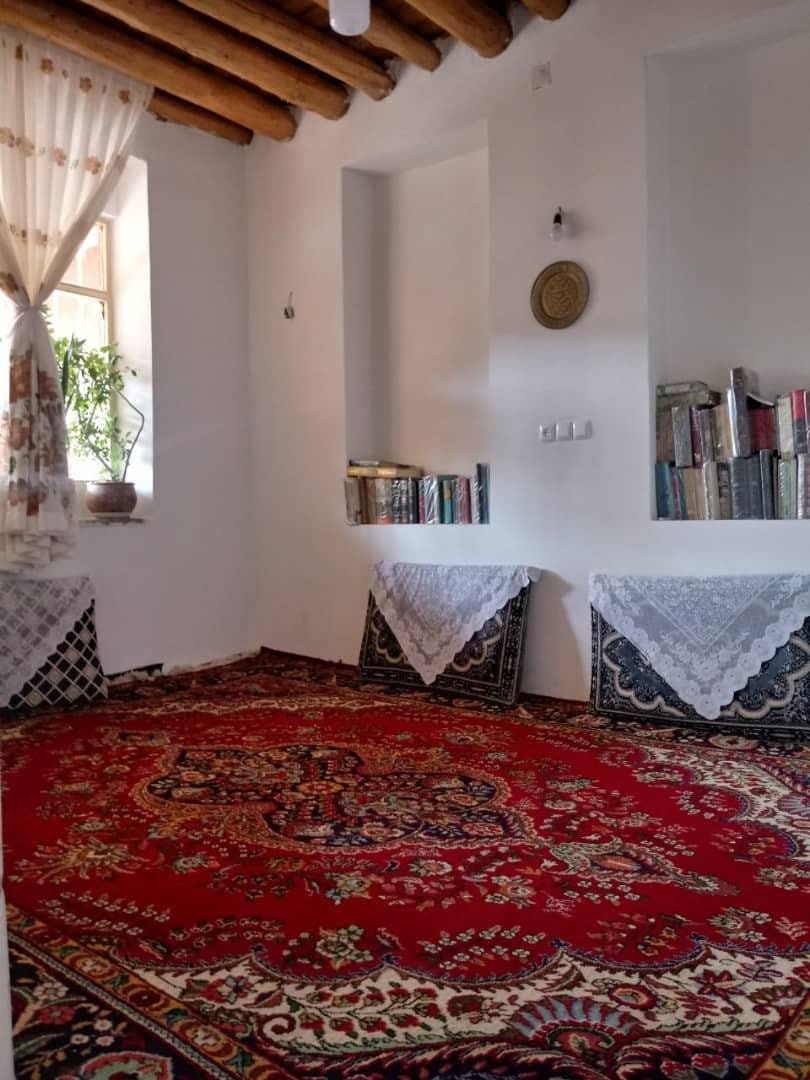 اجاره اقامتگاه بومگردی و سنتی در روستای دیکین