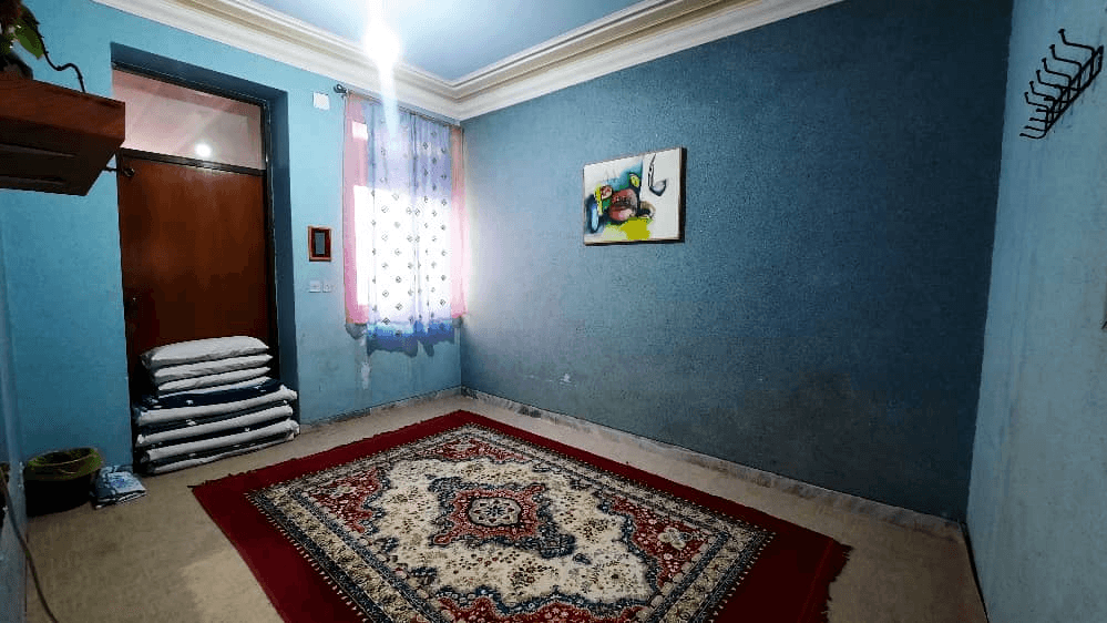 بومگردی نزدیک ساحل در هرمز - اتاق 2