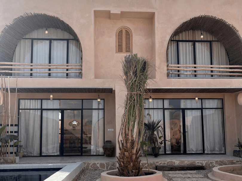 ویلا دوبلکس با استخر روباز آبسرد در روستا طبل قشم