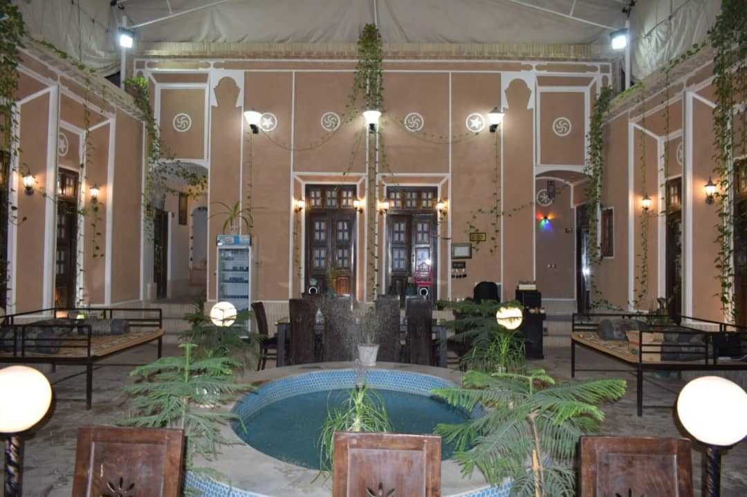 اجاره اتاق سنتی سه تخته در فهادان یزد - 2