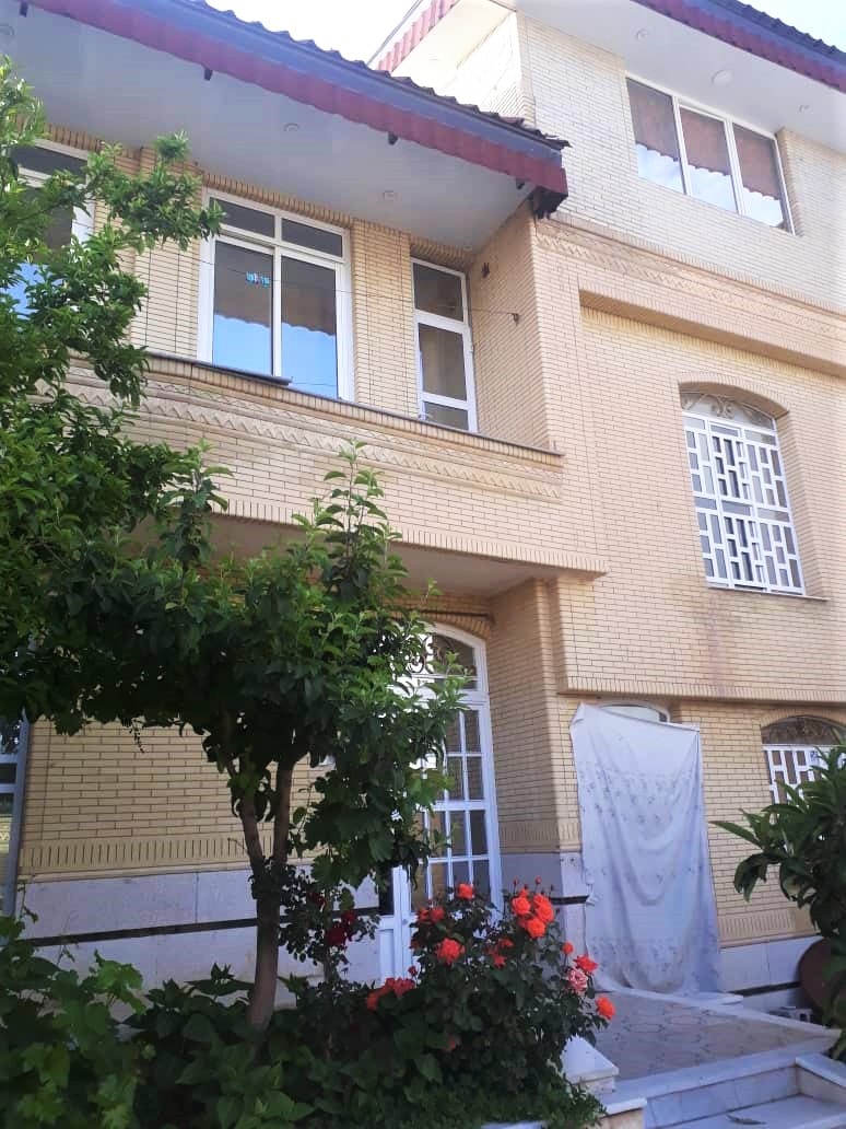 اجاره منزل  ویلایی در بلوار ایران صدرا -یک خوابه طبقه دوم70 متری