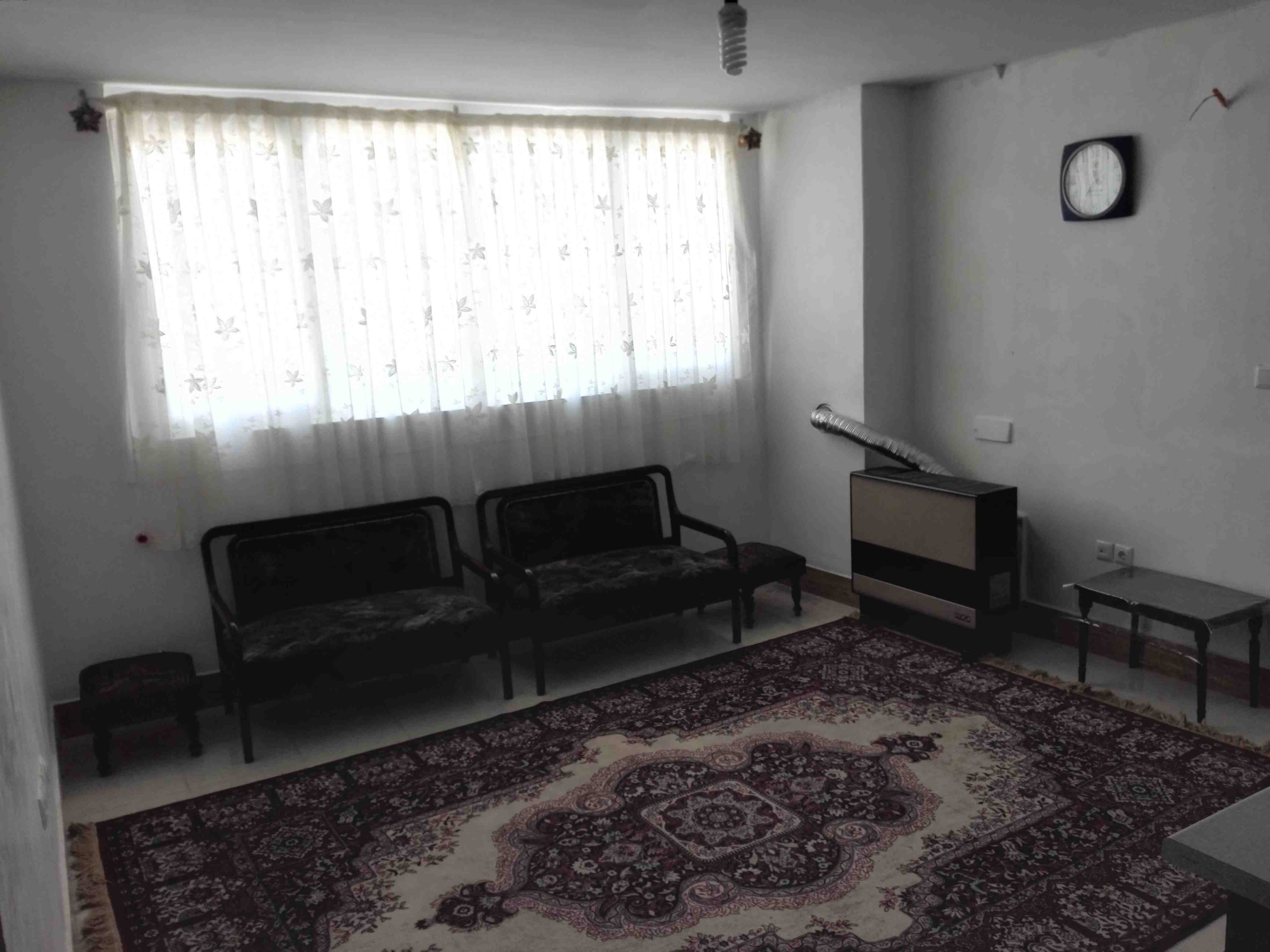 اجاره  آپارتمان مبله دو خوابه  در بلوار امام حسین سپیدان-طبقه ششم