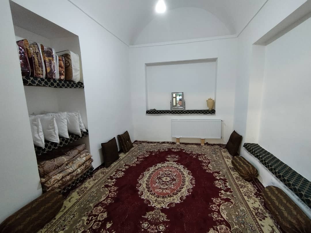اجاره اتاق سنتی در ورزنه - اتاق دو