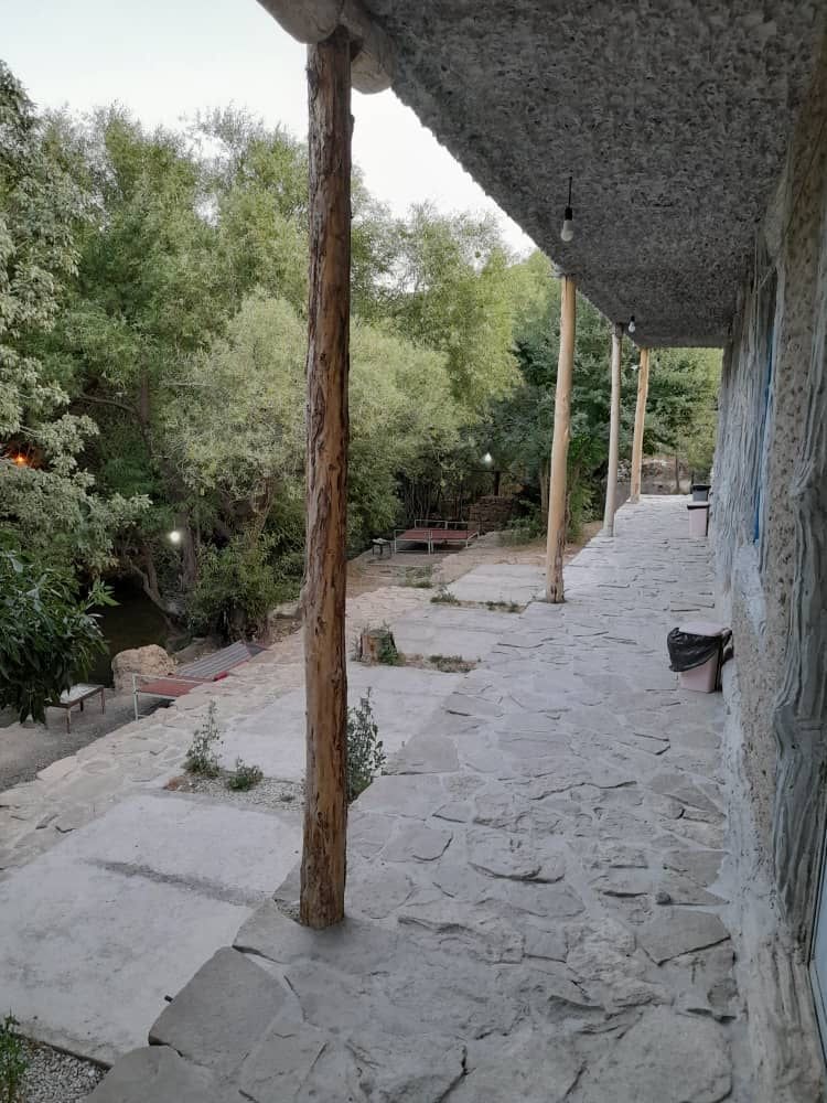 اجاره اتاق بومگردی نزدیک به رودخانه در مارگون 