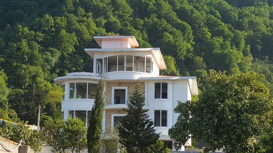 اجاره ویلا جنگلی در روستای سورخانی رامسر - طبقه اول