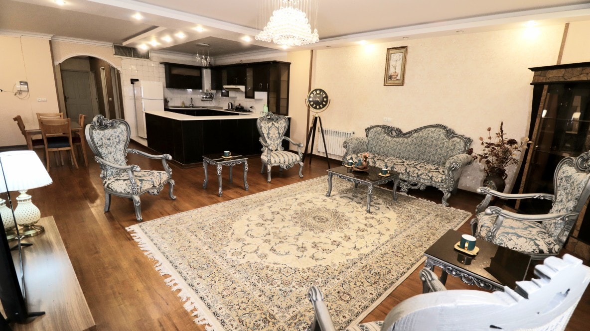 اجاره آپارتمان دوخوابه لوکس در بلوار میرزای شیرازی شیراز - طبقه اول