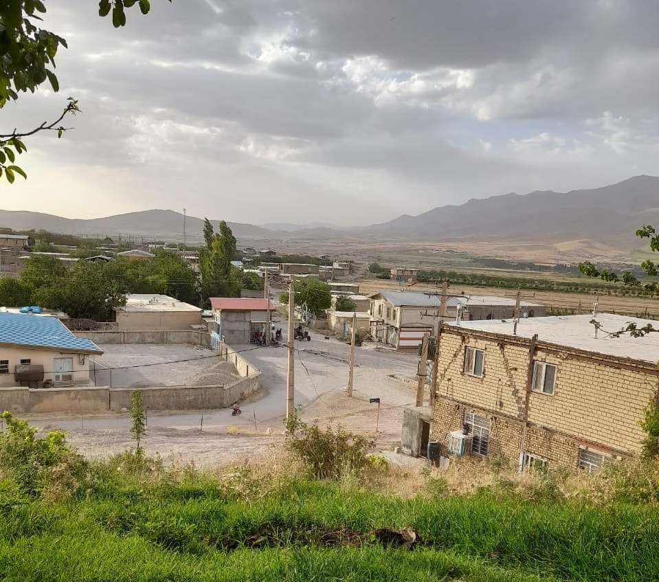 اجاره اتاق در دامنه اشترانکوه روستای تیان