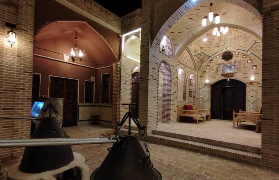 اجاره عمارت سنتی در ابوزیدآباد محله ی کاغذی - 12