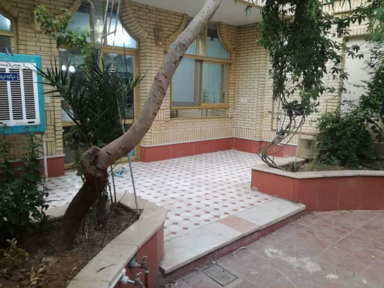 اجاره منزل ویلایی در بلوارآیت نجف آباد - همکف