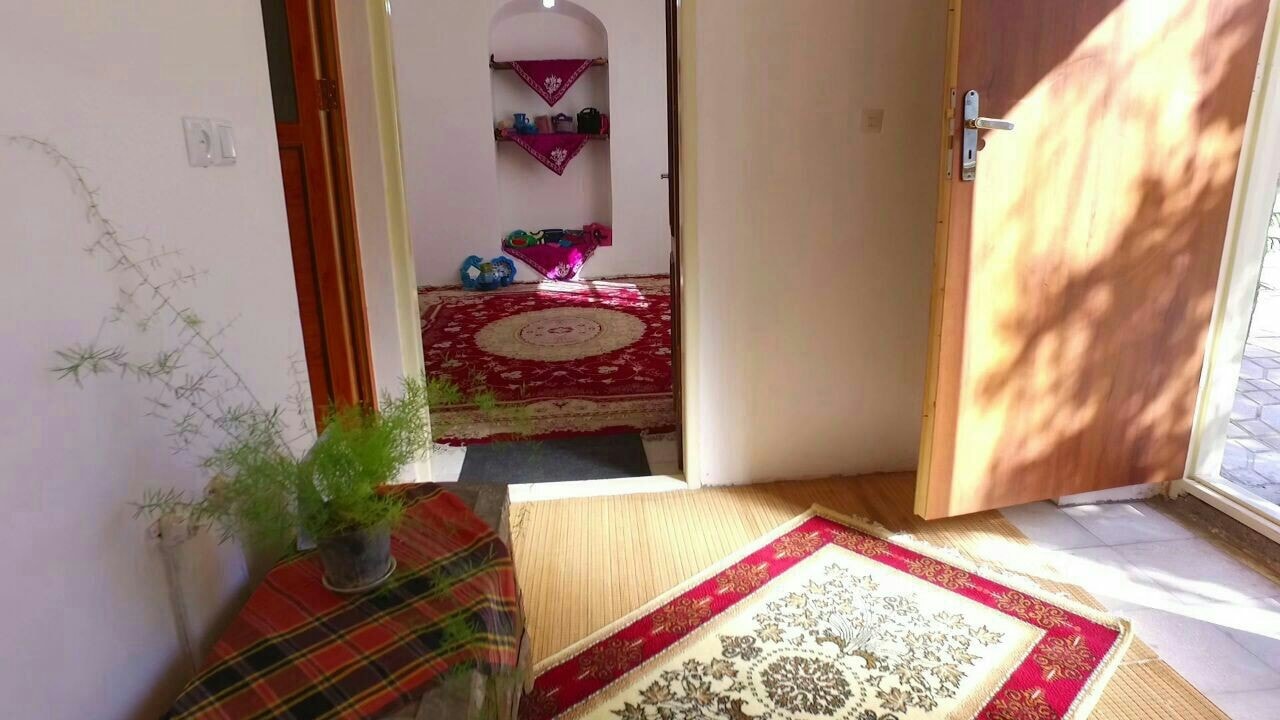اجاره سوئیت سنتی در مزینان داورزن-40 متری همکف