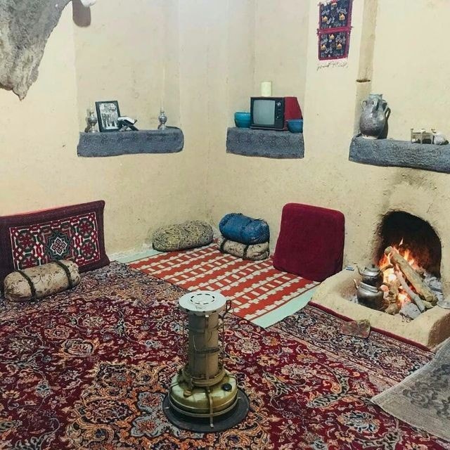 اجاره اقامتگاه بومگردی و اتاق سنتی در هزاوه اراک - اتاق2