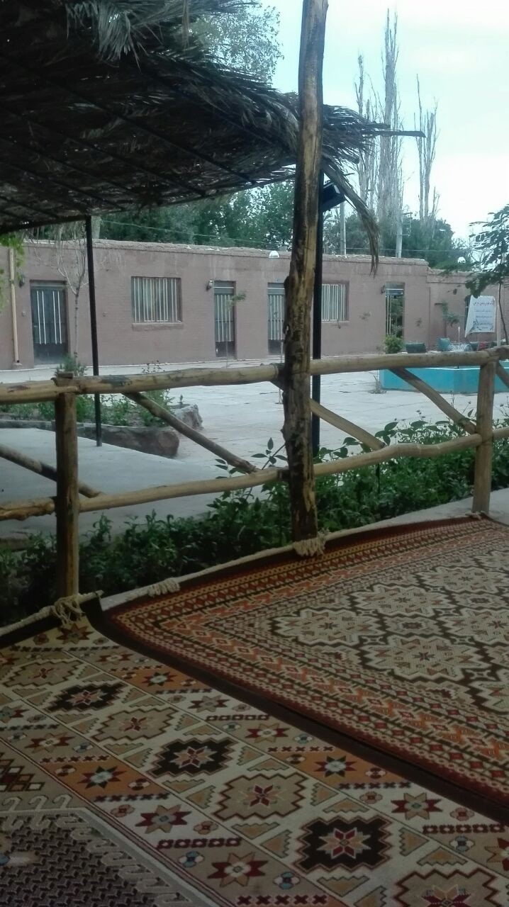 اجاره اتاق سنتی در جرجافک زرند