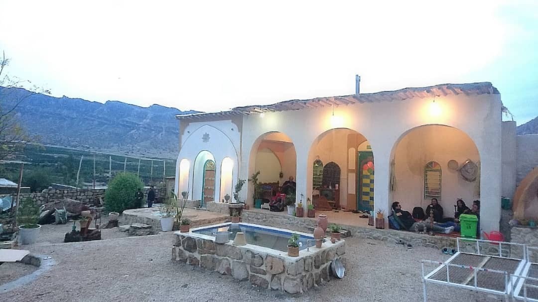 اجاره اقامتگاه سنتی در بیشاپور - اتاق کومه