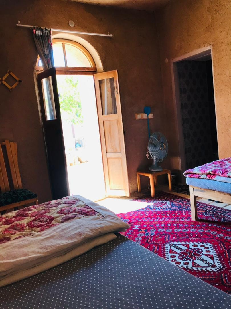 اجاره  بومگردی سنتی در آباده-دوتخته مستردار