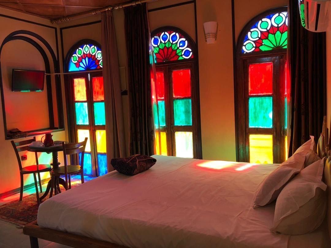 اجاره هتل سنتی دوتخته دبل در شیراز-107