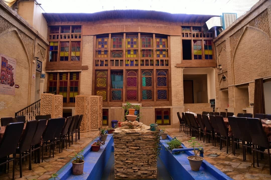 اجاره هتل سنتی در شیراز-120
