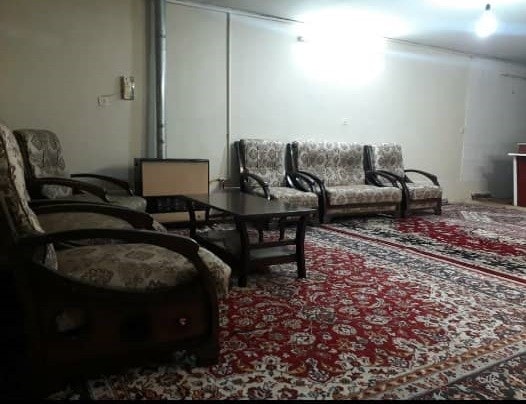 اجاره سوئیت حیاط دار خارج از دهکده چادگان