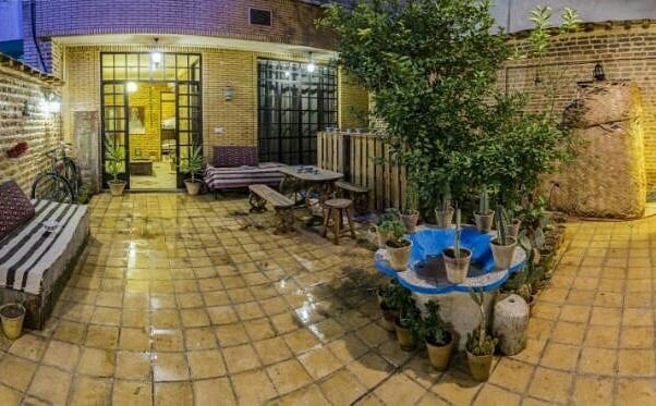 اجاره اقامتگاه بومگردی درقاآنی شیراز - سه تخته