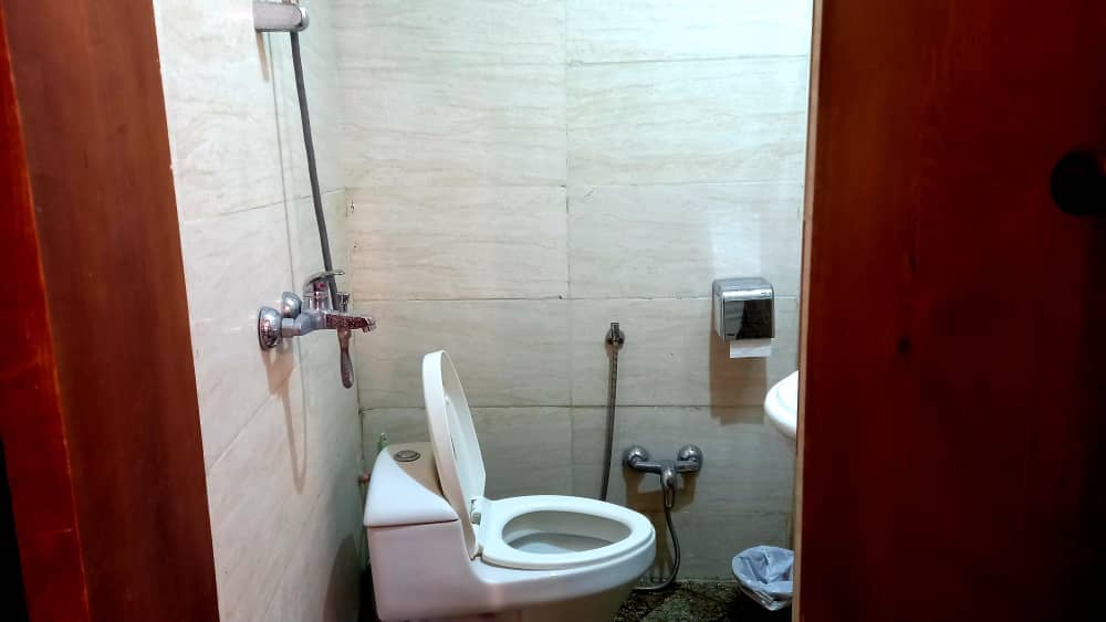 اجاره اتاق بومگردی دو تخته مستر دار در شیراز - درب شیخ