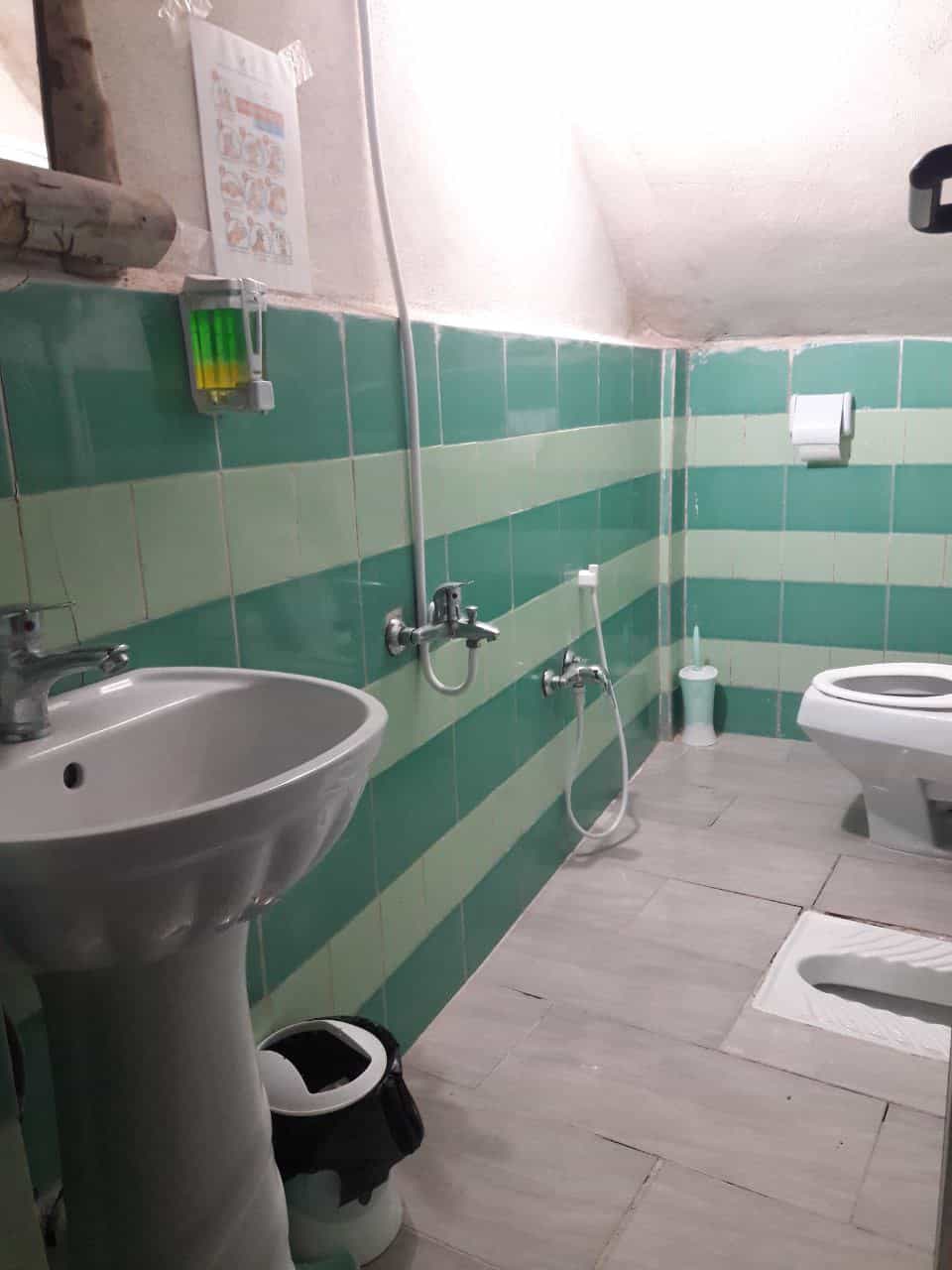 اجاره اتاق بومگردی در روستا نقندر طرقبه - اتاق ماه جهان